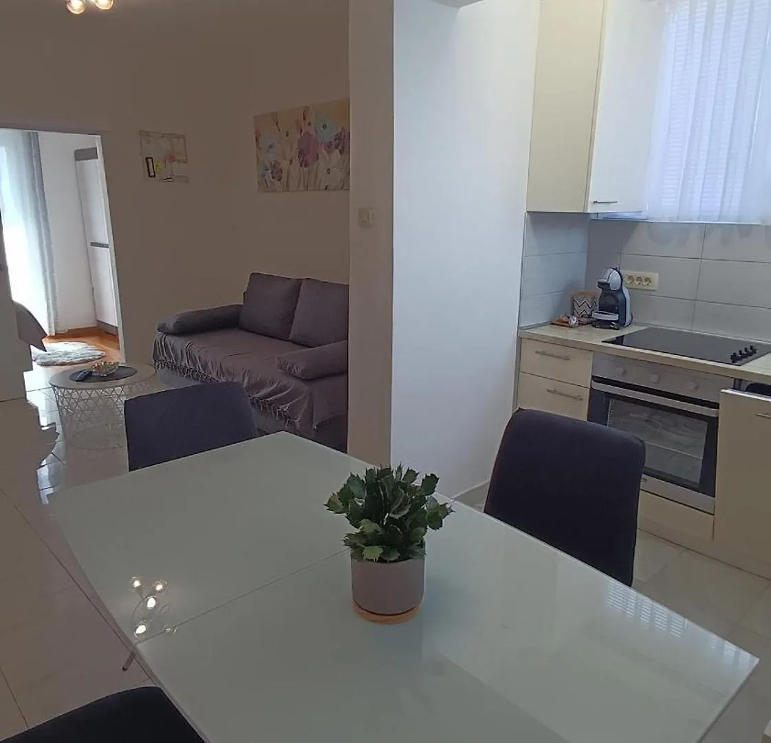 Apartment Fontana Felicita Zadar Kroatien